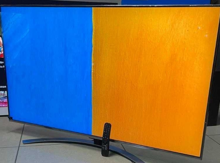 Телевизор Безрамный: 65