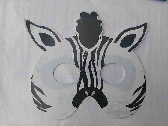 Дитяча маска Зебра із картону святкова 18 на 16 см чорно-білий Київ