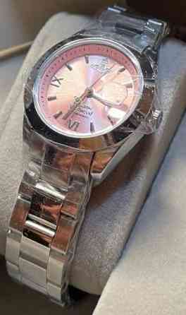 Новий годинник Vivienne Westwood Київ