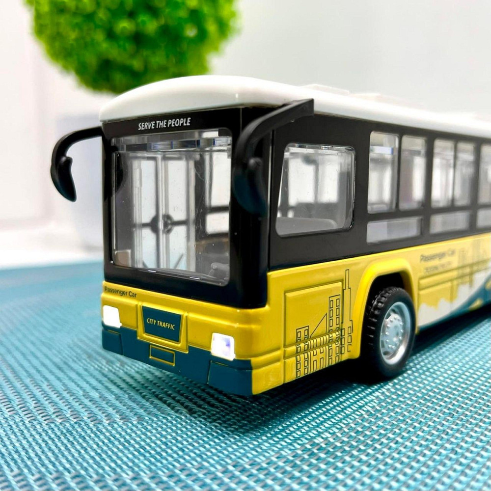 Автобус металевий з інерцією підсвічуванням та звуком відчиняються двері Жовтий (CLM-0771AC) Чернігів - фото 9