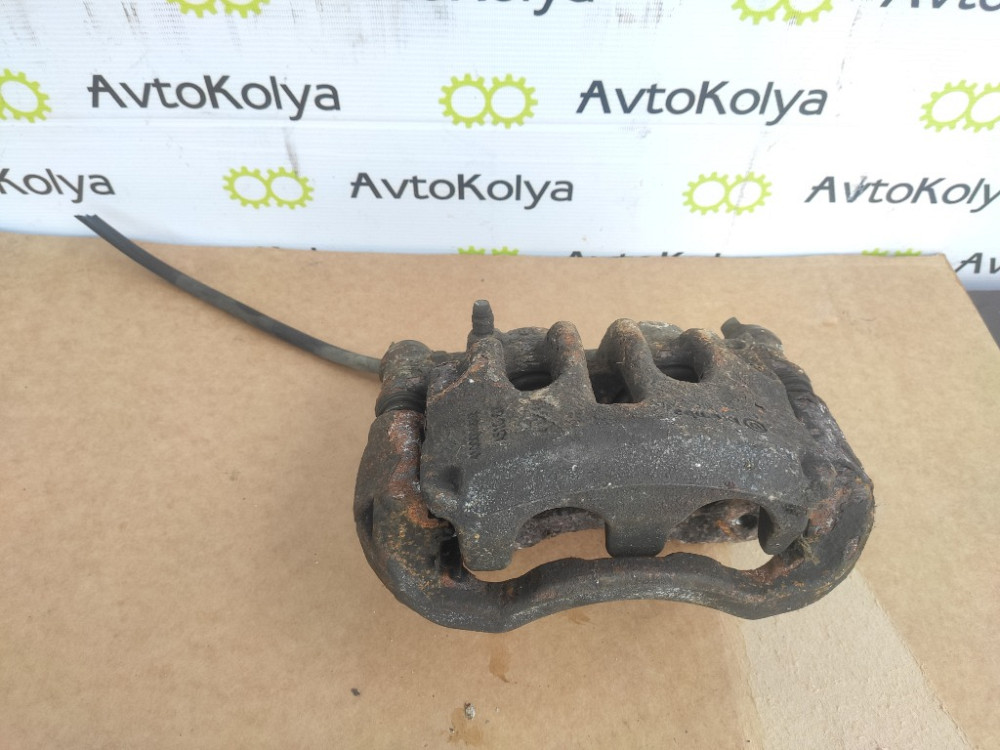 Супорт передній правий Renault Master III 2010-2018 (410009688R) Ковель - изображение 1