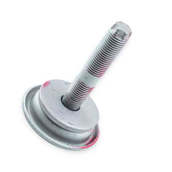 Болт регулировки угла розвала автомобиль Тойота Avalon, Camry, Highlander (+гайка, шайба) TOYOTA Мукачево