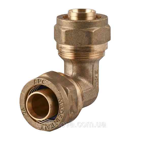 Уголок промежуточный APE 751 L 26x26 ITALY Черновцы