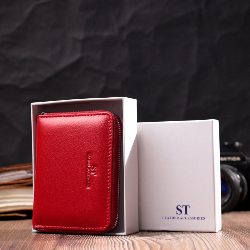 Стильний шкіряний гаманець для жінок на блискавці з тисненим логотипом ST Leather 19490 Червоний Київ - фото 1