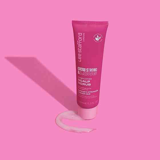 Стимулирующий скраб для кожи головы для усиления роста волос Grow Strong & Long Stimulating Scalp Scrub Lee Stafford 100 мл Винница