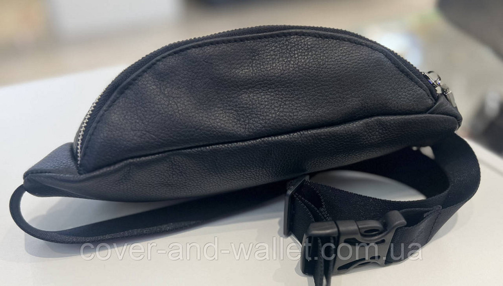 Класична чоловіча сумка бананка з натуральної фактурної шкіри ST Leather K1-17 Black Київ - фото 4