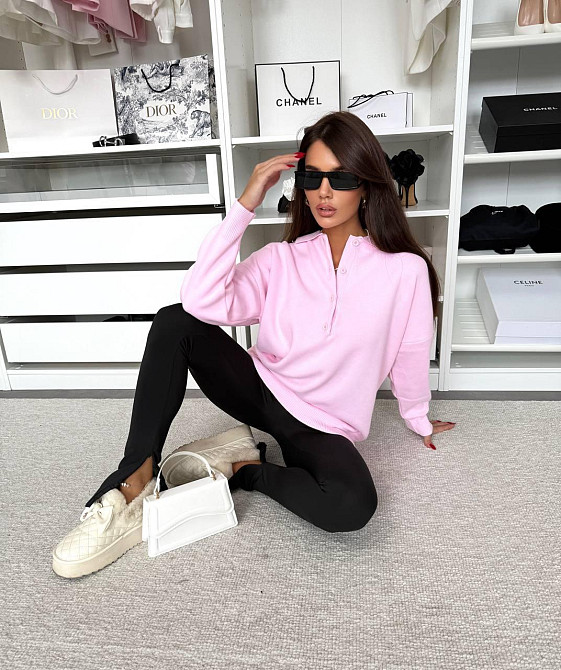 Стильный женский удлиненный оверсайз свитер с воротником поло Барби Одесса - изображение 3