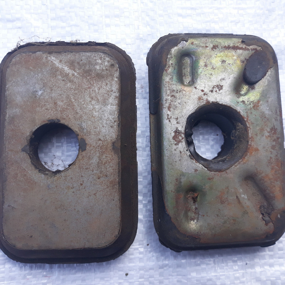 Подушка задней опоры двигателя в сборе ЗИЛ-157. 157-1001044 Харьков - изображение 1