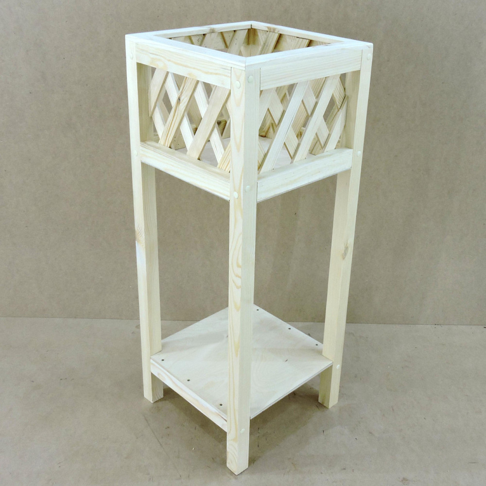 Кашпо на стойке 