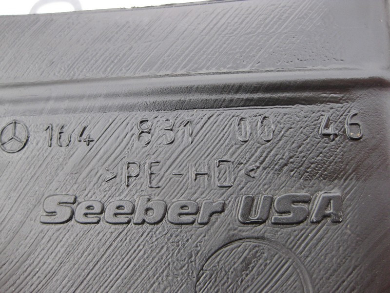 Mercedes-Benz  A1648310046 Повітряний канал вентиляції ніг задніх пасажирів середня частина ML W164 GL X164 Одеса - фото 2