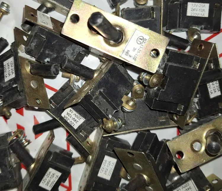 ВТ-13-25-1212 перемикач - тумблер Суми - фото 1