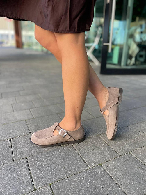 Vanessa Стильні замшеві лофери жіночі з ремінцем T-304-05 капучино весна-осінь р. 36-40 / Лофер Коломия - фото 6