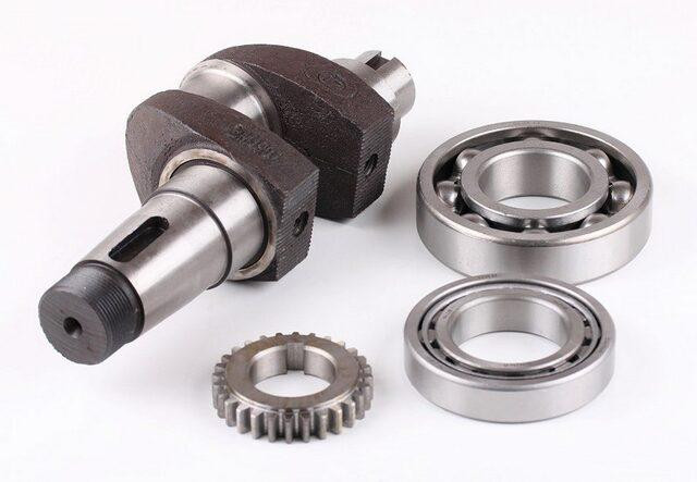 Колінвал у складі під конус на дизельний двигун мотоблок 190N + підшипники 2 шт. + шестерня Мукачево - фото 1