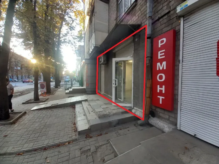 Нове Магазин на Тітова 8, гарний трафік авто і пішохідний червона лінія з окремим входом Дніпро - фото 2