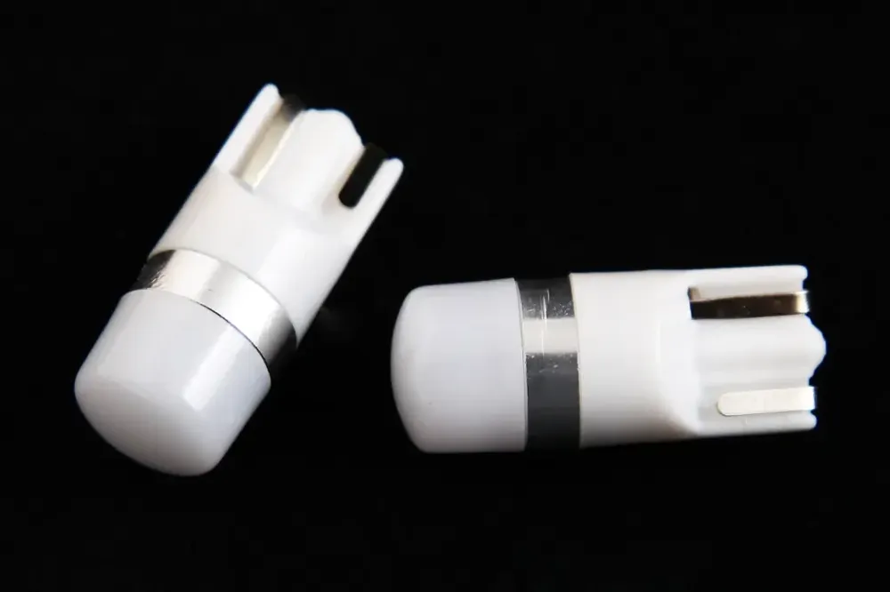 Лампа диодная 12В безцок. T10  1-SMD 3030-Philips стекло Cyclone 120лм (2 шт.) Винница - изображение 1