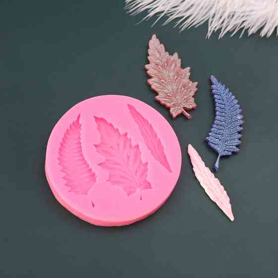 Силиконовый молд Листья 88 мм розовый Киев