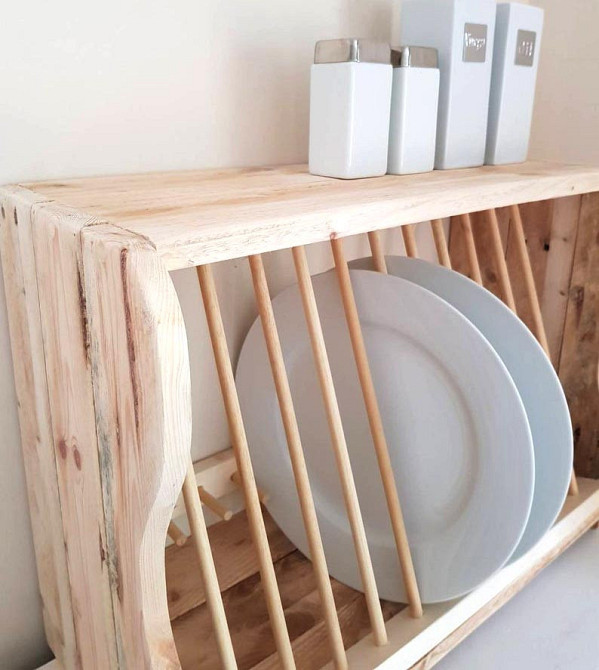 Полка для тарелок и блюд 