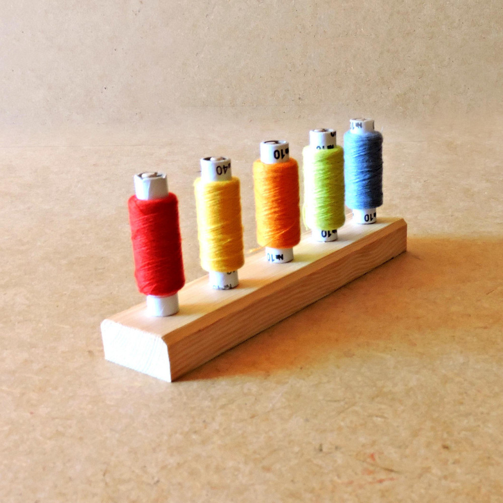 Органайзер для ниток 