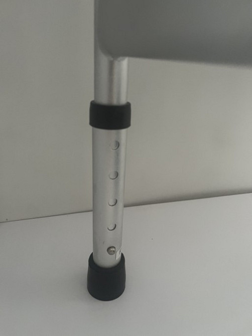 Кресло-туалет, алюминиевое, усиленное, регулируемое по высоте -FY 811 LF2 Днепр - изображение 4