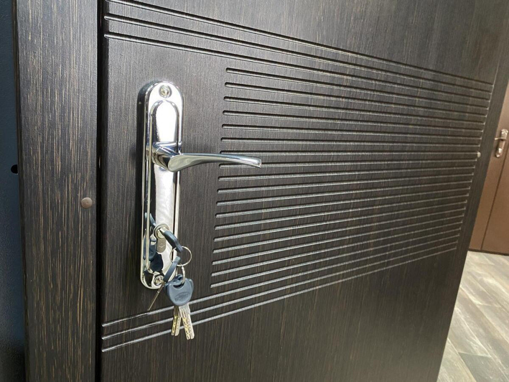 Двери квартирные Redfort, модель Лайн комплектация Эконом Киев - изображение 6