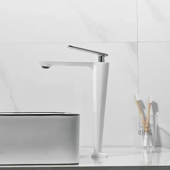 Смеситель латунный дизайнерский для умывальника однорычажный кран WanFan Белый Хром Каменец-Подольский