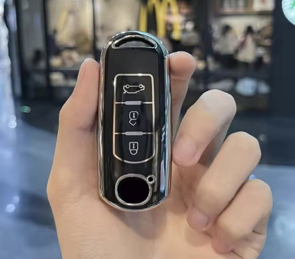 Захисний чохол для автомобільного ключ Mazda на 3 кнопки Смела - изображение 1