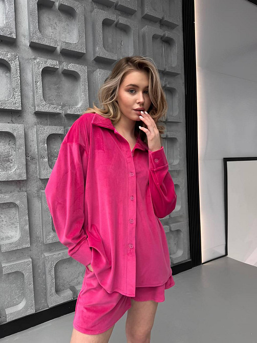 Женский прогулочный оверсайз костюм двойка: рубашка и шорты турецкий велюр спорт Одесса - изображение 10