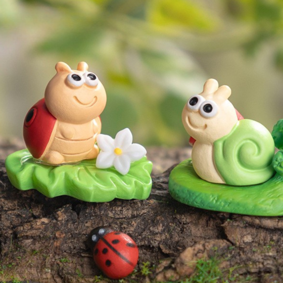 Миниатюрные пейзажи с насекомыми и улитками. Различные наборы по 3 предмета Сонечко Одесса