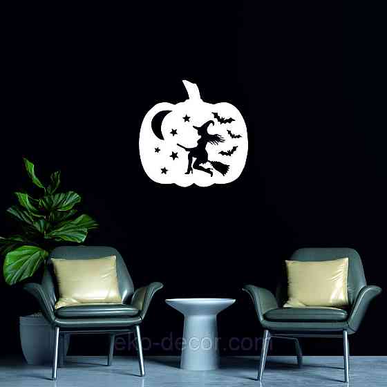 Декоративное настенное 3D Панно «Ведьма», Декор на стену с объемом 70*70 см, Белый Киев