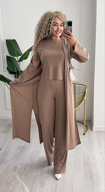 Женский базовый прогулочный костюм тройка: кардиган футболка и штаны трикотажный рубчик Бежевый, 46/48 Одесса - изображение 3