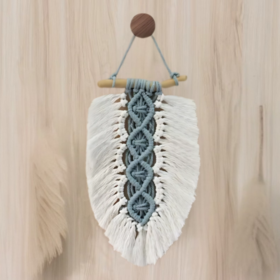 Набір макраме для ручного в'язання гобелена настінного декору «Лист» 26х15см для рукоділля і творчості блакитний Кам'янець-Подільський