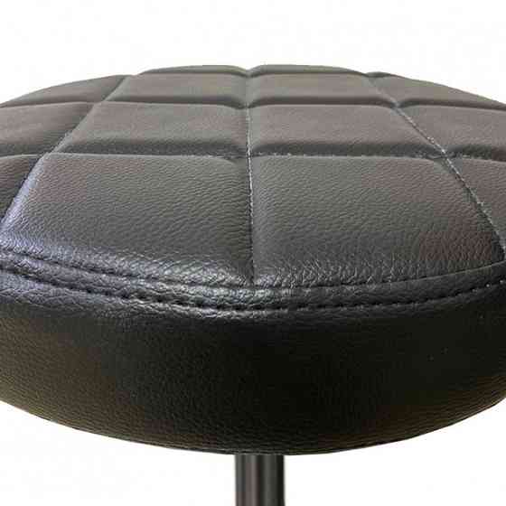 Стілець для майстра без спинки Йола на хромованій ніжці Чорний Київ