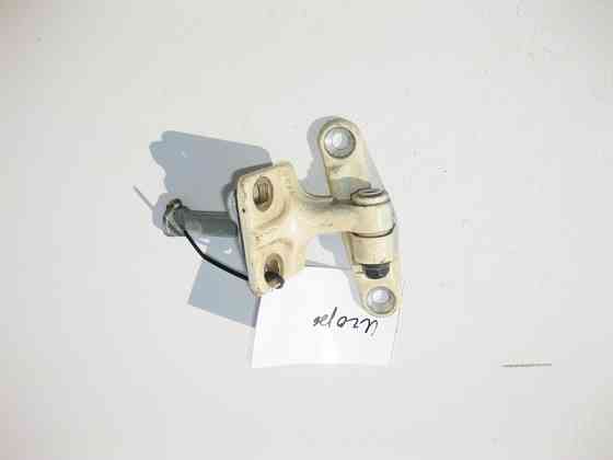 Mercedes-Benz  A2107302637 Нижня петля задніх правих дверей до рестайлінгу E-Class W210 Одеса