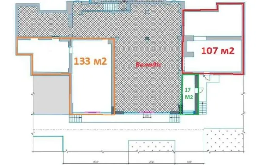 Помещение на красной линии. 107 м2, без ремонта (готовы давать каникулы, возможно уложатся в ремонт) Днепр