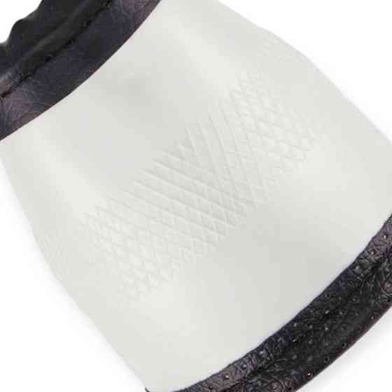 Чохол m екошкіри (37 - 39 см) чорний перфорований, 2 канти під дерево керма Мукачево