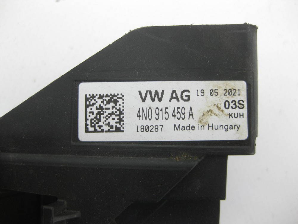 VAG  4M6915459A Блок запобіжників плюсової клем з пірапатроном Одеса - фото 5