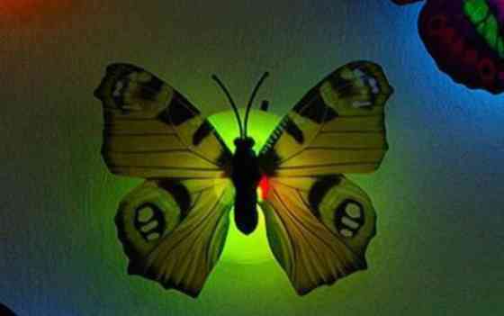 Світлодіодні метелики 1 штука 5 см різнобарвний Київ