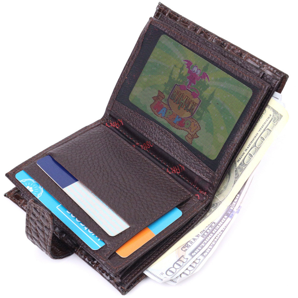 Компактный мужской кошелек из натуральной кожи с тиснением под крокодила KARYA 21386 Коричневый Киев - изображение 6