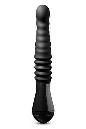 Роскошный вибратор с фрикциями Blush Temptasia Lazarus черный Sex Aura Киев