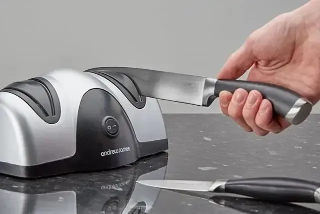 Двойная электрическая точилкаLucky Home Electric Knife Sharpener Коломия - фото 1