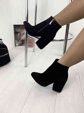 Nivelle Черевики жіночі демісезонні весна-осінь чорні з натуральної замші на підборах р. 36, 37 Коломия