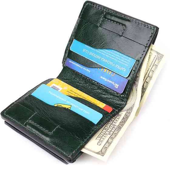 Компактний гаманець у дві складення з натуральної гладкої шкіри GRANDE PELLE 22946 Зелений Київ