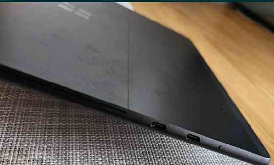 Планшет Microsoft Surface Pro X 13" 8/256 GB LTE Black (MNY-00003) Київ