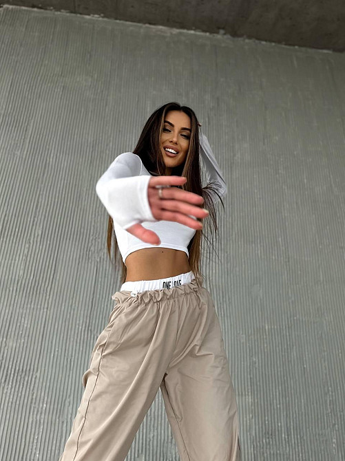 Жіночий прогулянковий костюм двійка: топ і штани віскоза + матова плащівка Одеса - фото 3