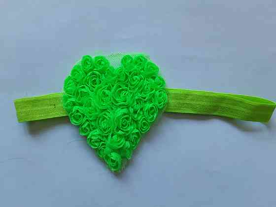 Детская повязка салатовая - сердечко 7см, размер универсальный (на резинке) Киев