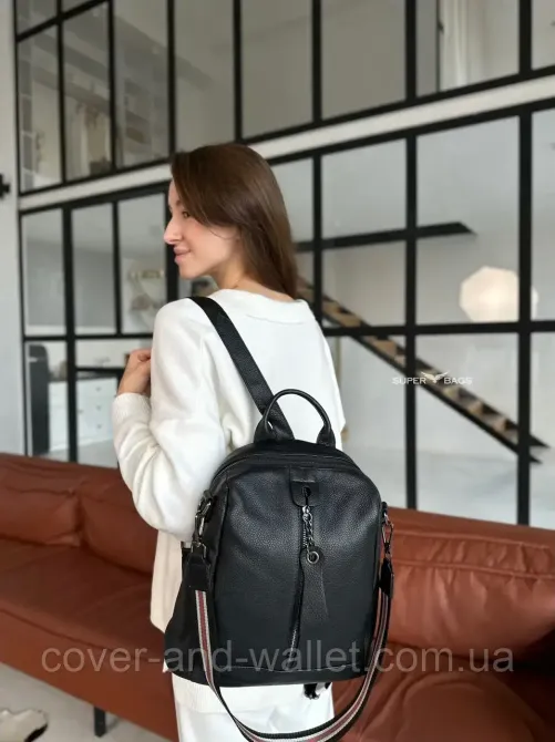 Стильный женский кожаный рюкзак черного цвета среднего размера Puos Киев - изображение 7