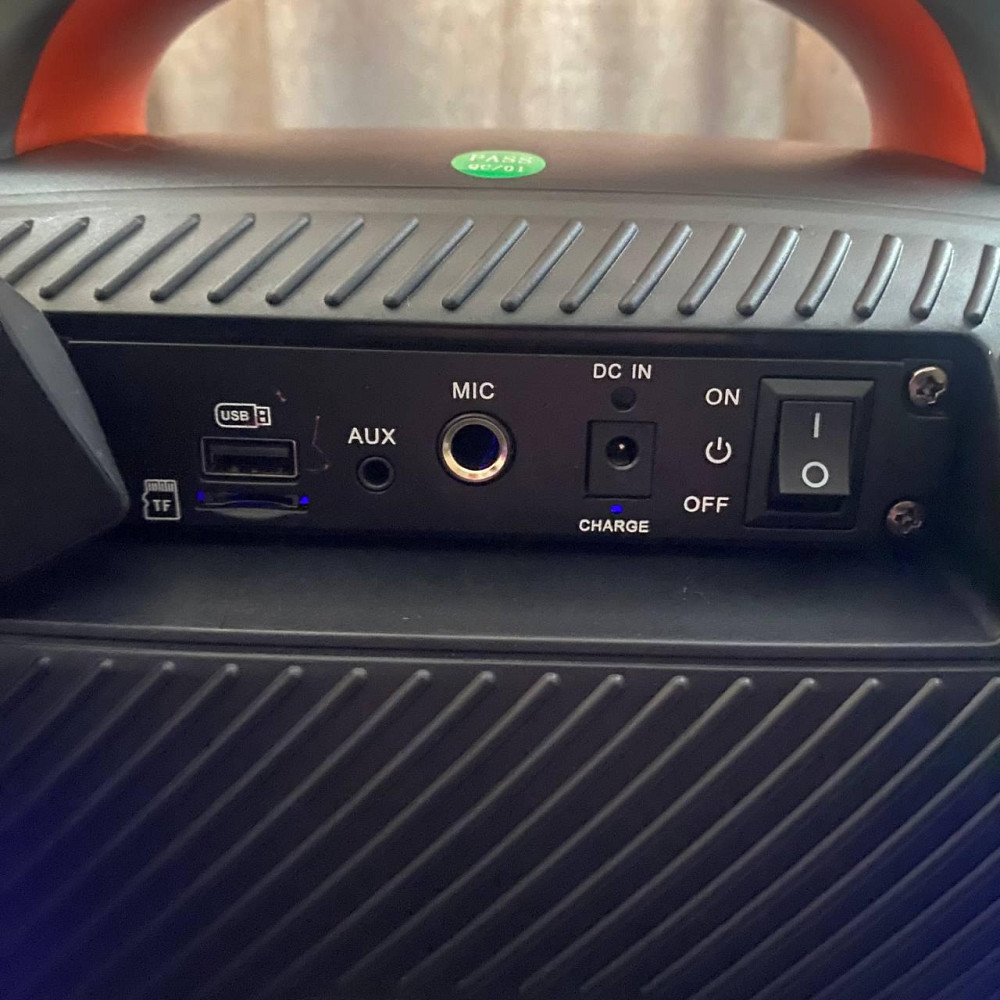 Мінідинамік Bluetooth 5" LED WGAOYANG WGY-502 USB, Mini-Jack AUX 3.5 мм, MIC IN, TF Відеообзор Одеса - фото 5