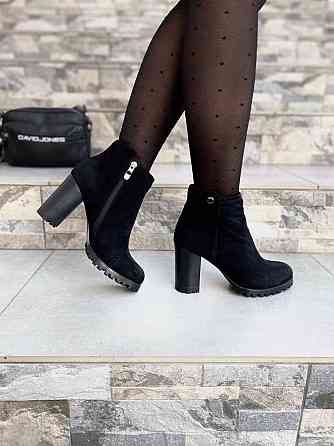 Черевики жіночі VELONY чорні натуральна замша висота 10см каблук 8,5см 35р.-22,5см. (1173) Коломия