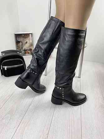 Injers Чоботи жіночі INJERS чорні натуральна шкіра з хутром висота 41см каблук 5см обхват 37-39 Коломия