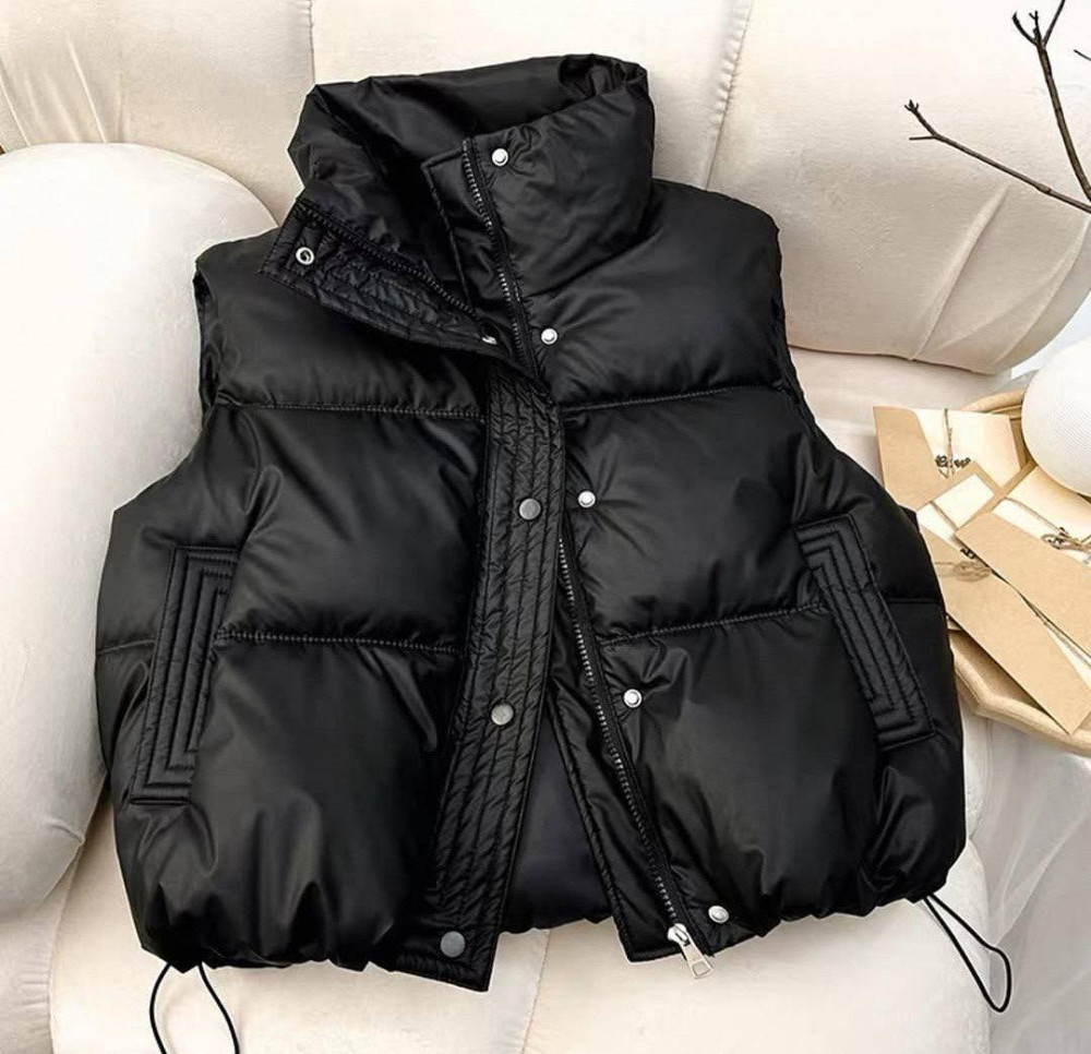 Женская укороченная жилетка с карманами плащевка FLOW на синтепоне Черный, 42/44 Одесса - изображение 1